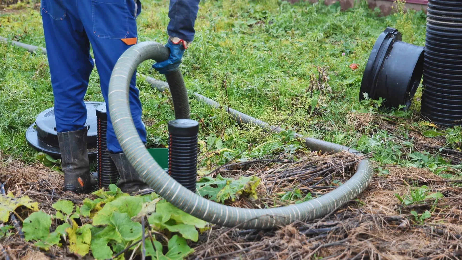 Travaux d’assainissement : pose d’une gaine sur un réseau d’eaux usées